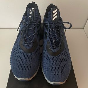 LIKE NEW WORN TWICE! Men’s Adidas Alphabounce Size 11.5